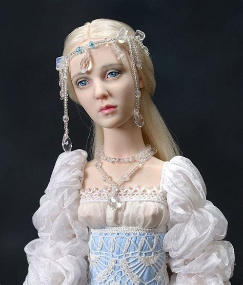 Куклы и красота: как игрушки формируют представления девочек об идеале